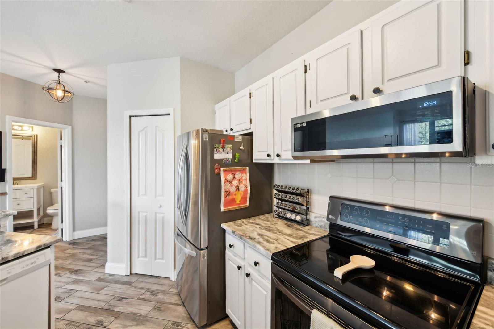 1150 LAKE SHADOW CIR #3307