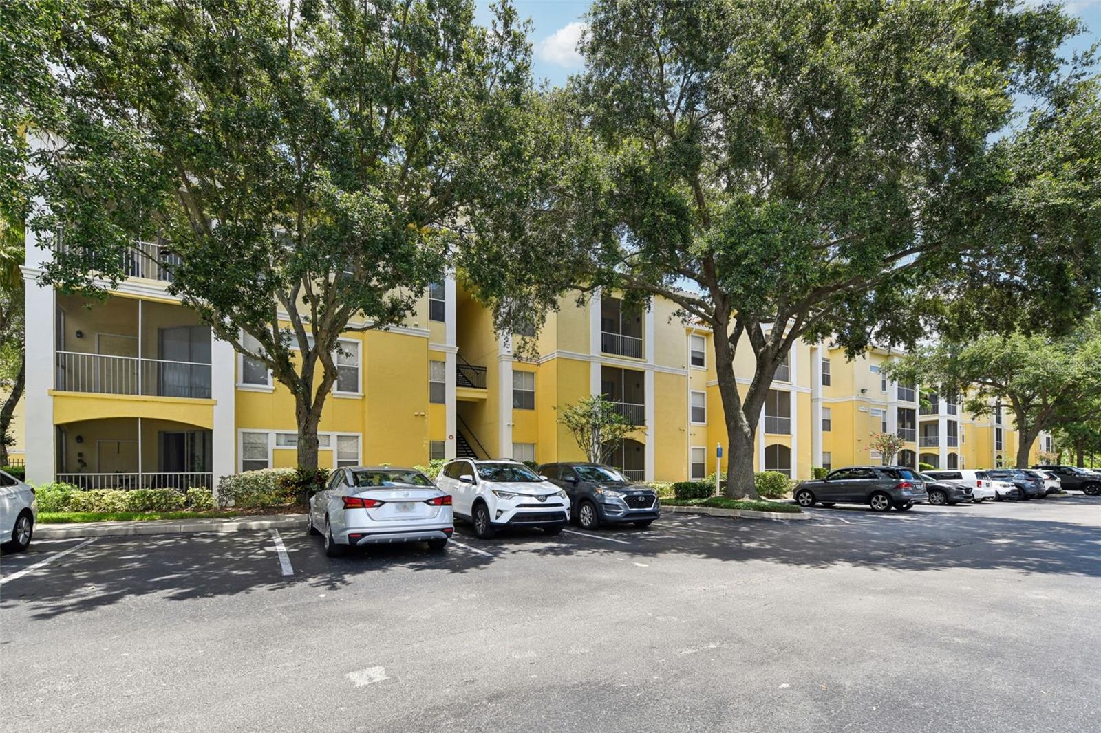 1150 LAKE SHADOW CIR #3307