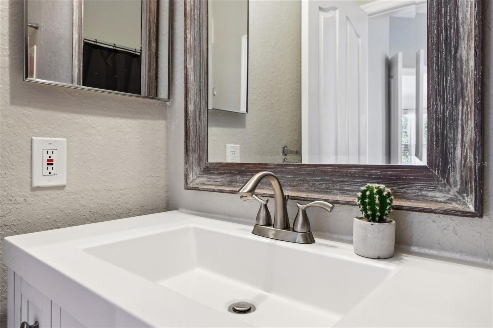 1150 LAKE SHADOW CIR #3307