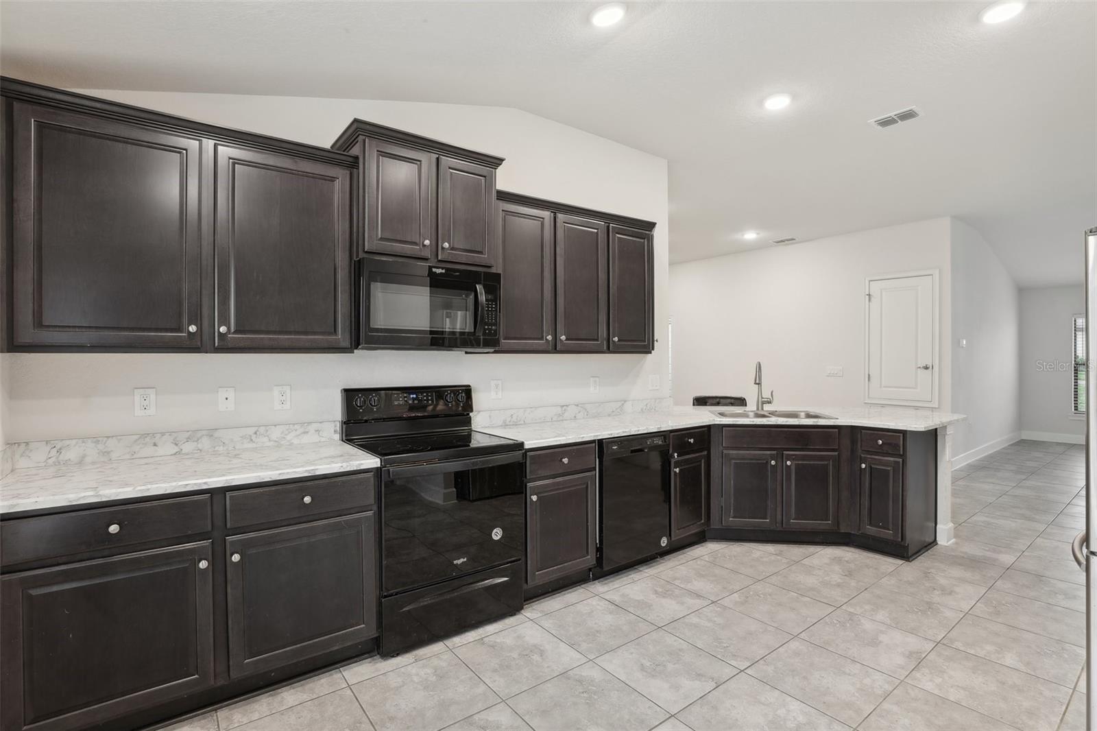 384 CITRUS POINTE DR