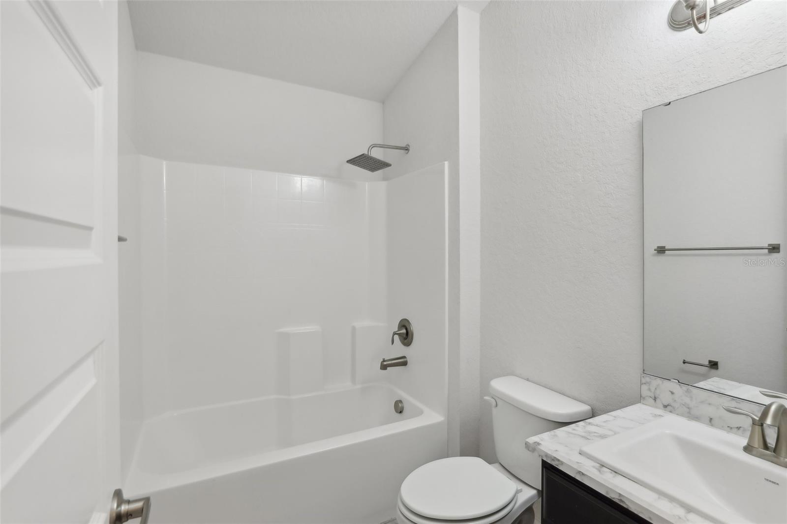 384 CITRUS POINTE DR