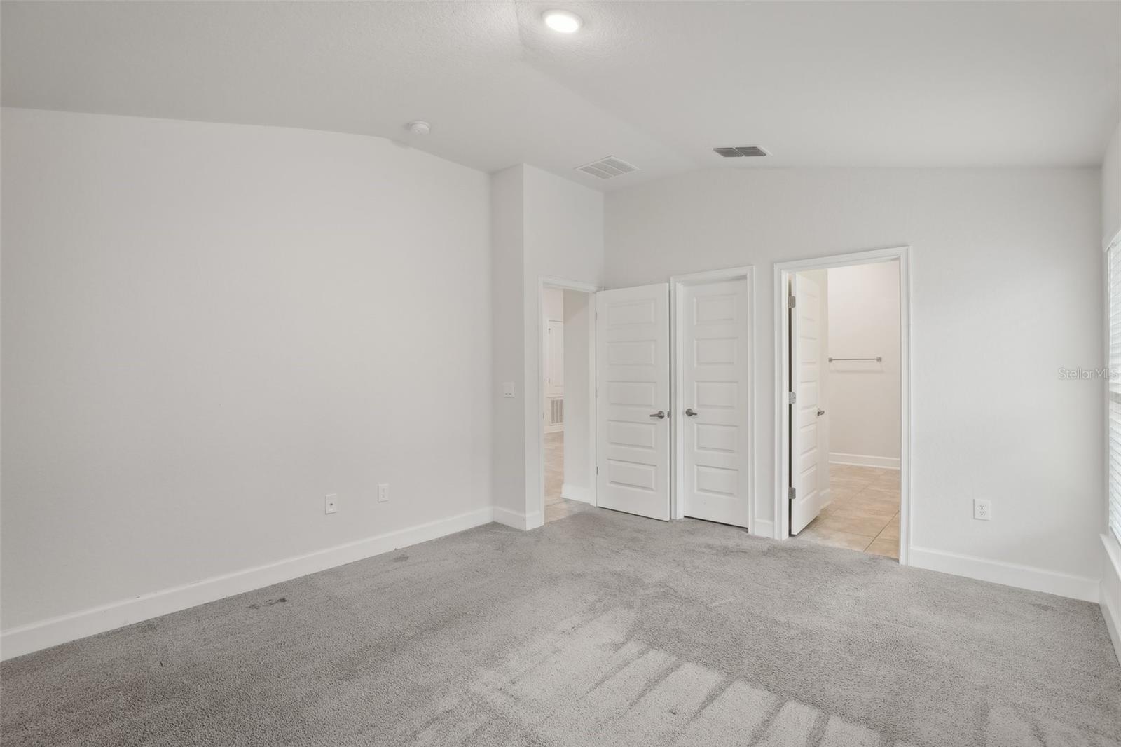 384 CITRUS POINTE DR