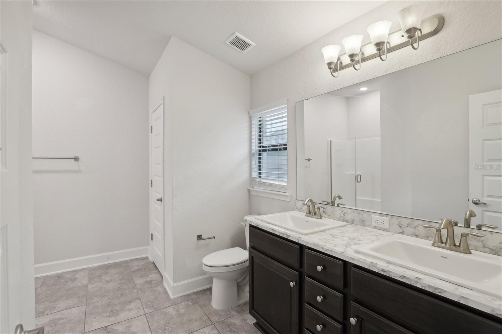 384 CITRUS POINTE DR