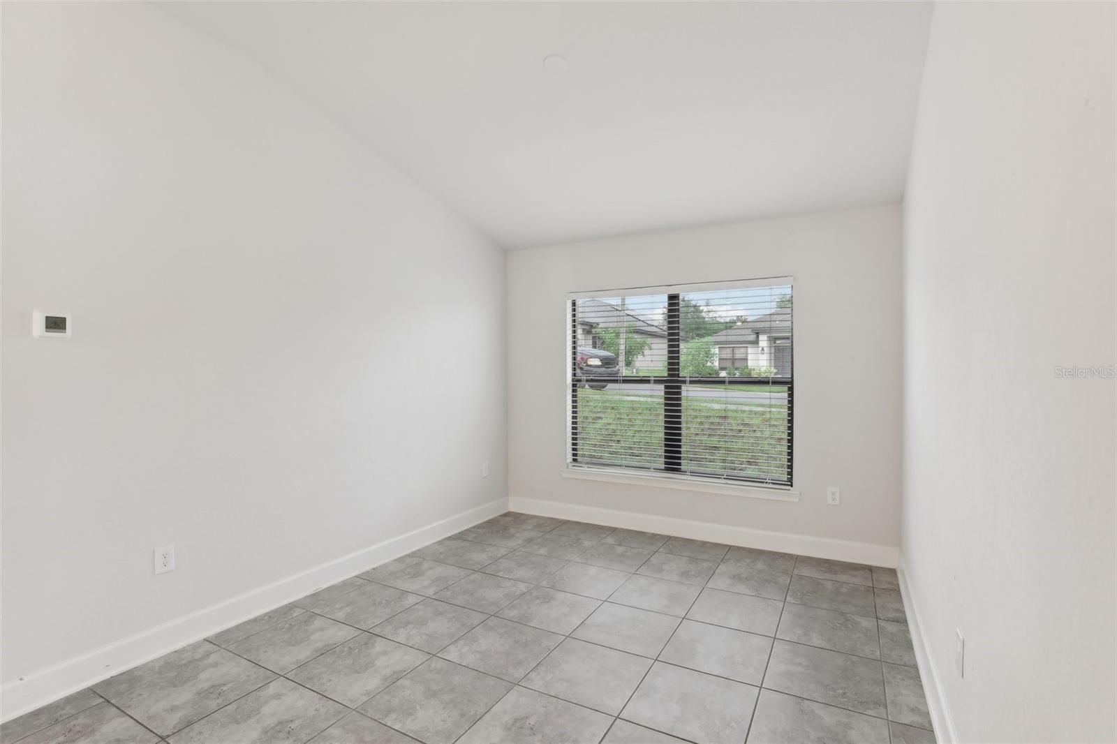 384 CITRUS POINTE DR