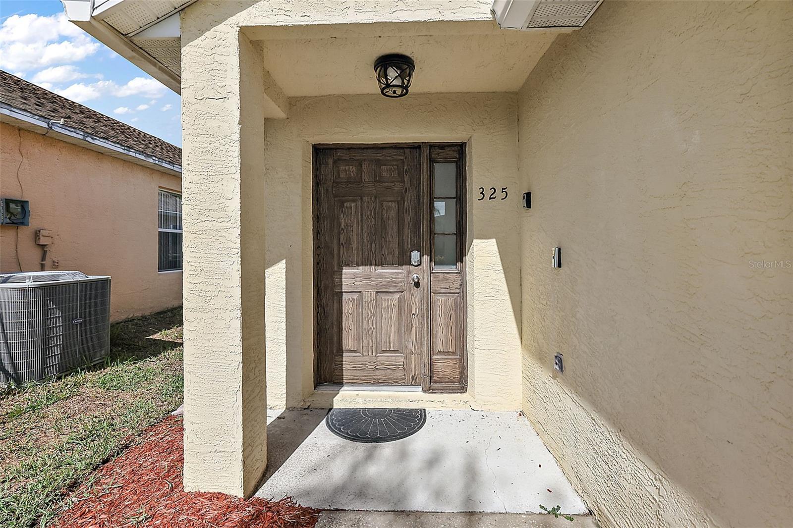 325 AYLESBURY LN