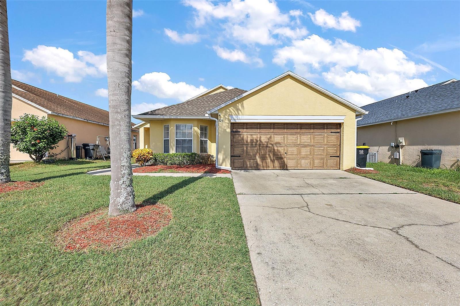 325 AYLESBURY LN