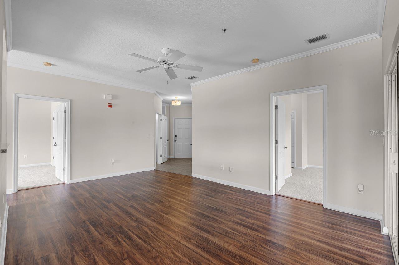 4881 CYPRESS WOODS DR #3203