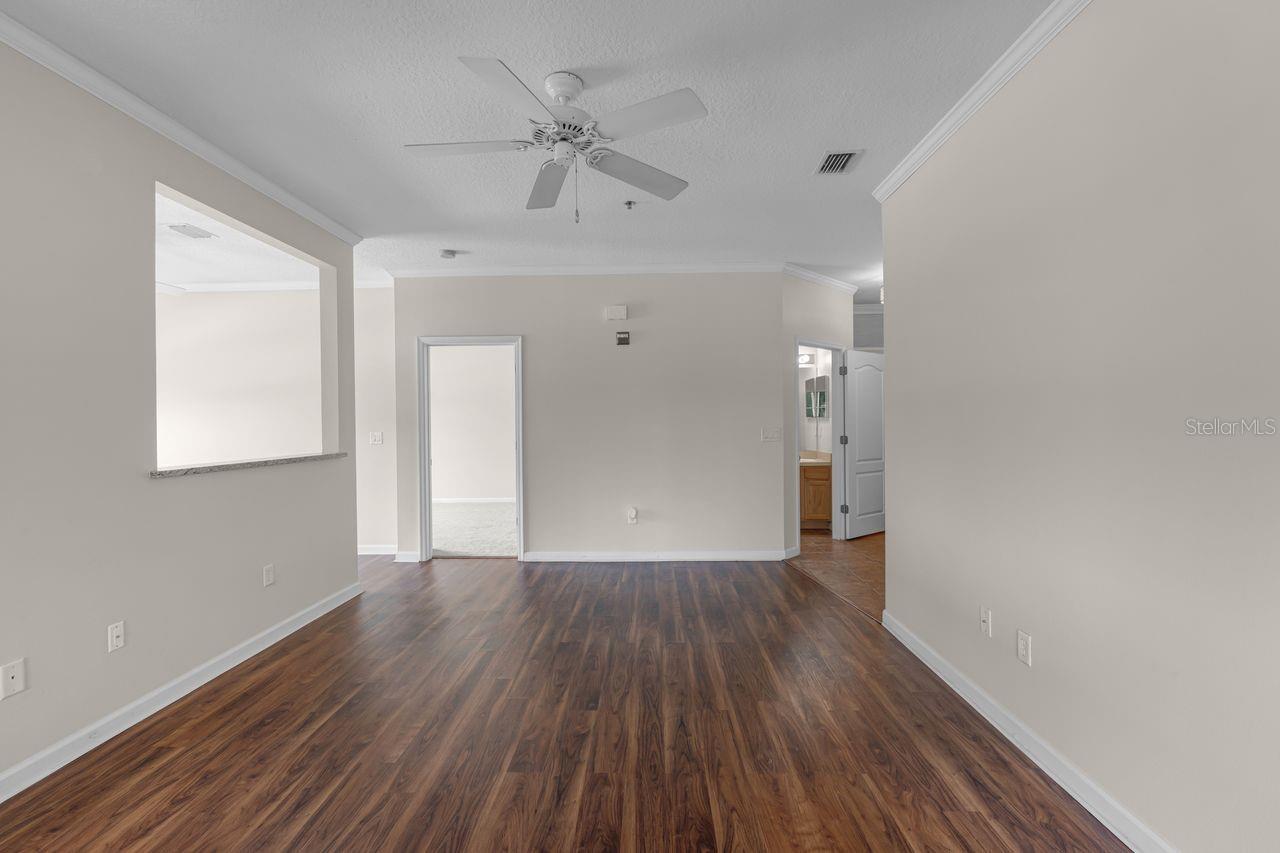 4881 CYPRESS WOODS DR #3203