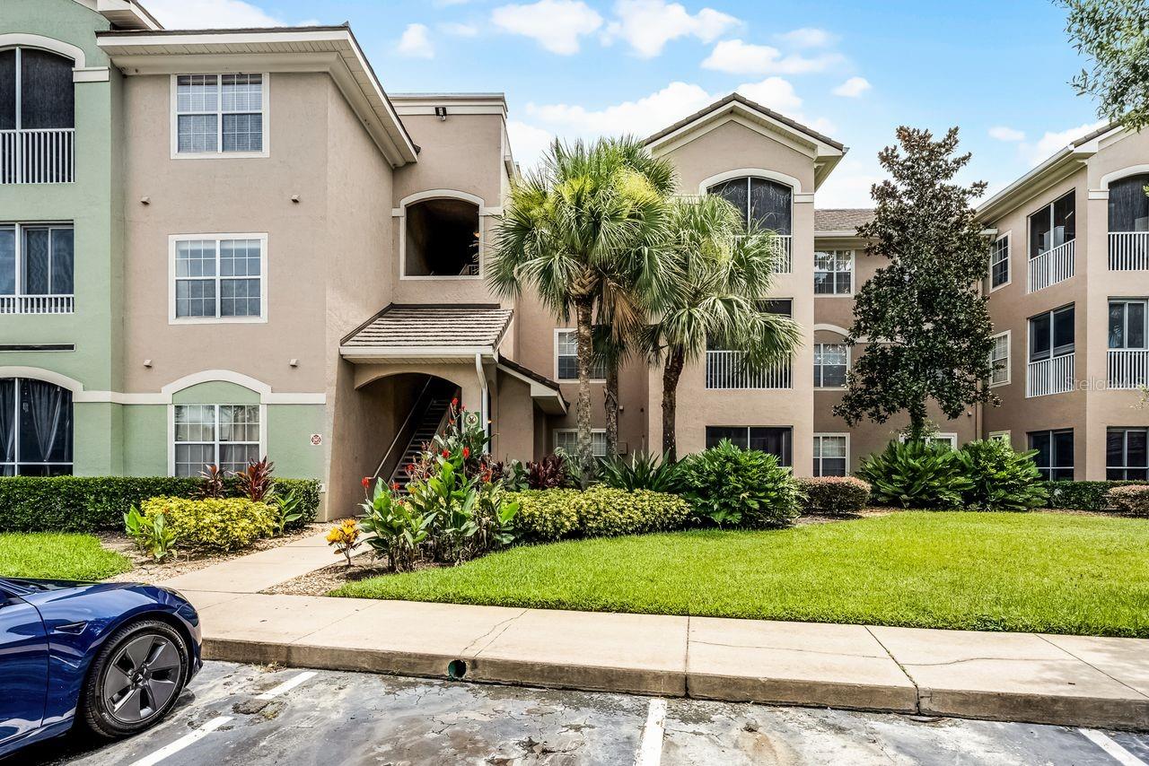 4881 CYPRESS WOODS DR #3203