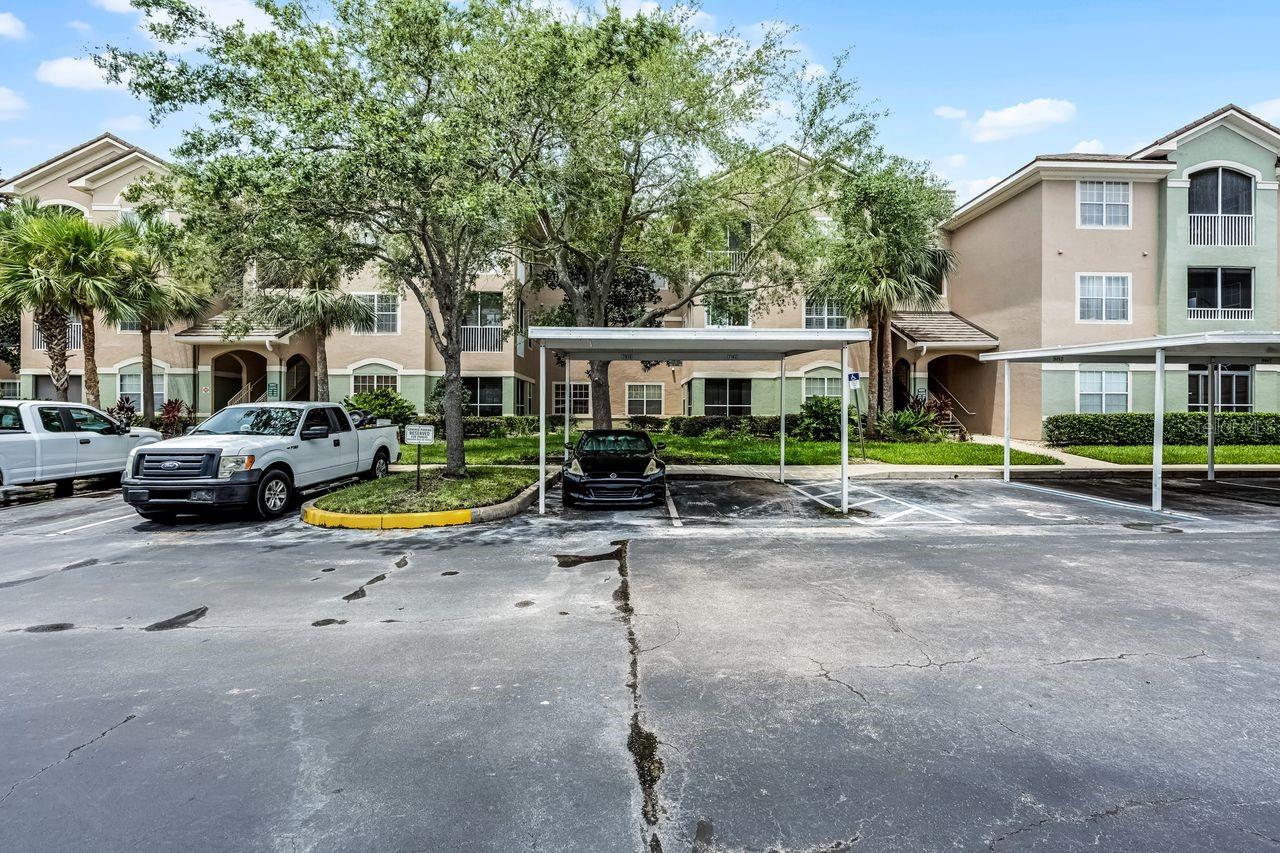 4881 CYPRESS WOODS DR #3203