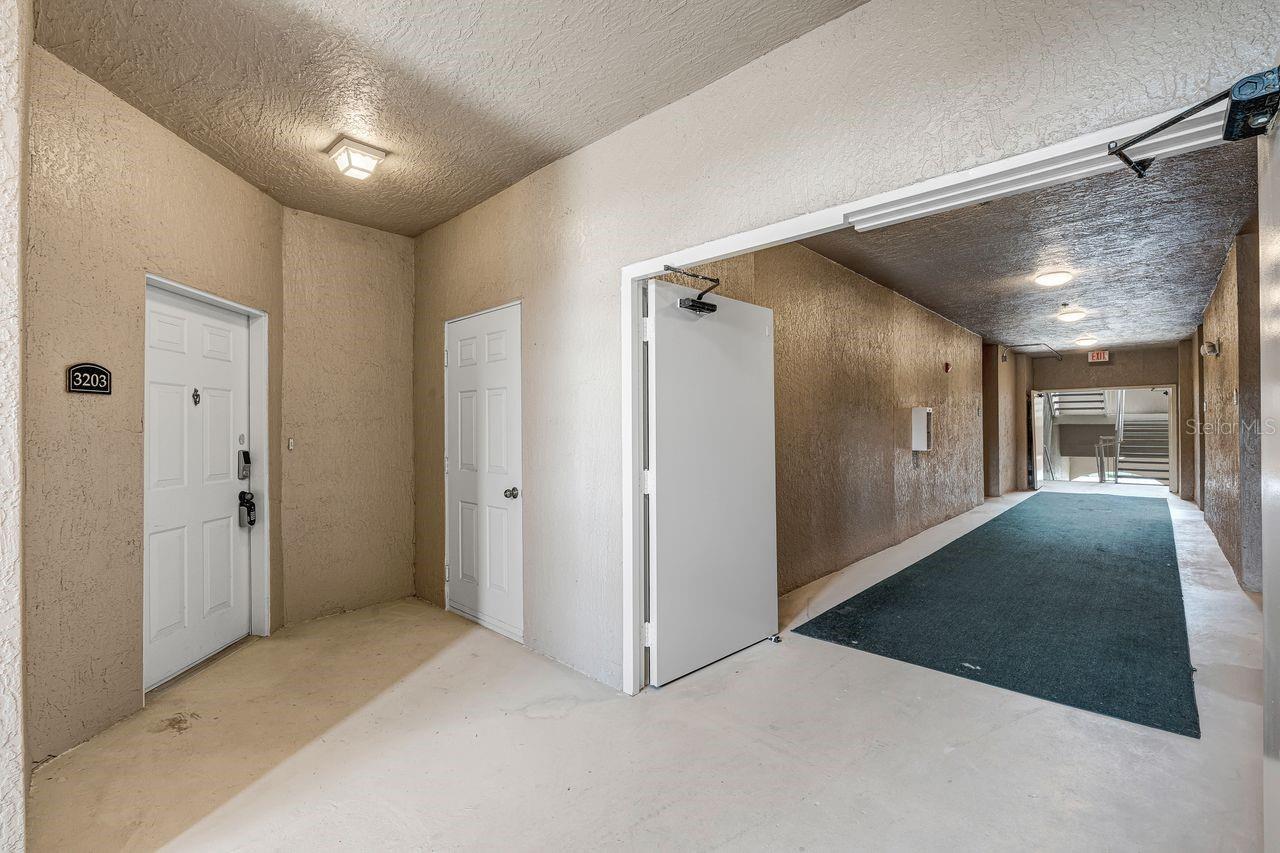 4881 CYPRESS WOODS DR #3203