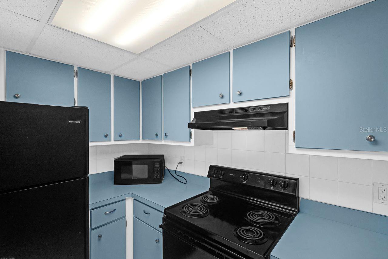 121 CARIBBEAN ST #140