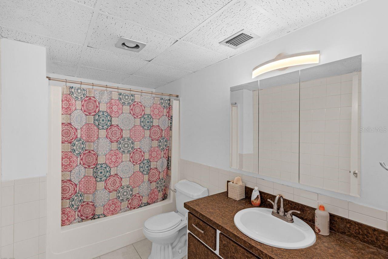 121 CARIBBEAN ST #140