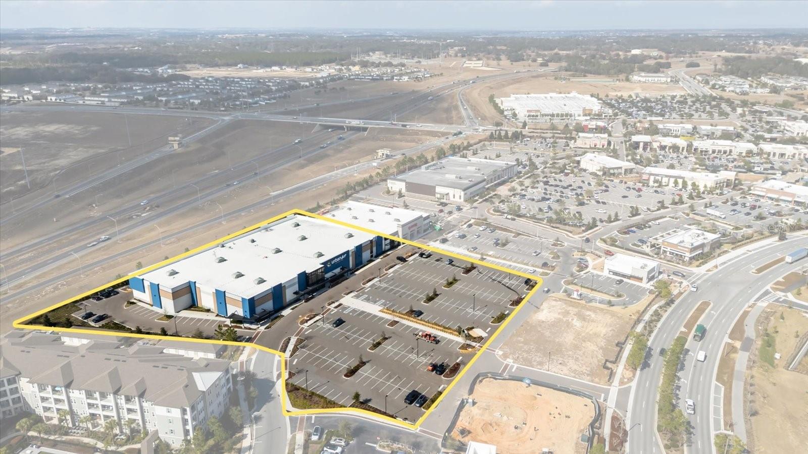 5758 HAMLIN GROVES TRL