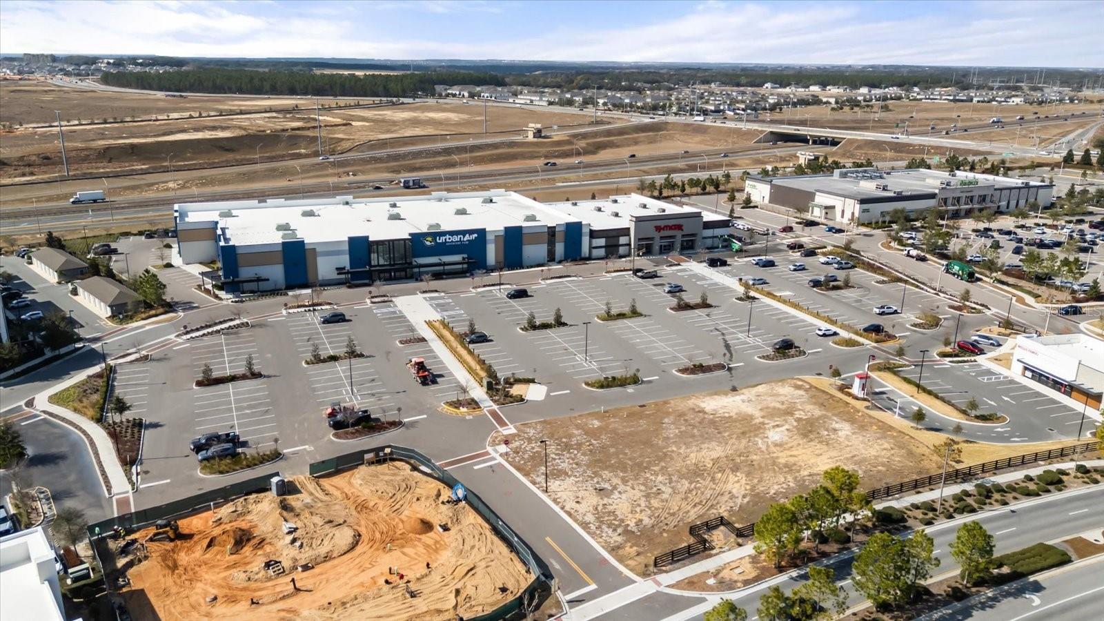 5758 HAMLIN GROVES TRL