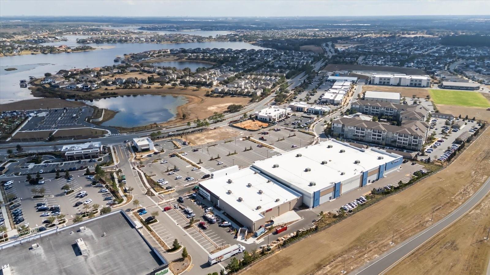 5758 HAMLIN GROVES TRL