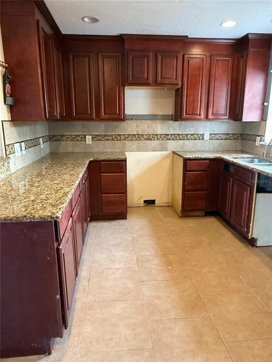 6400 RAMIR RD