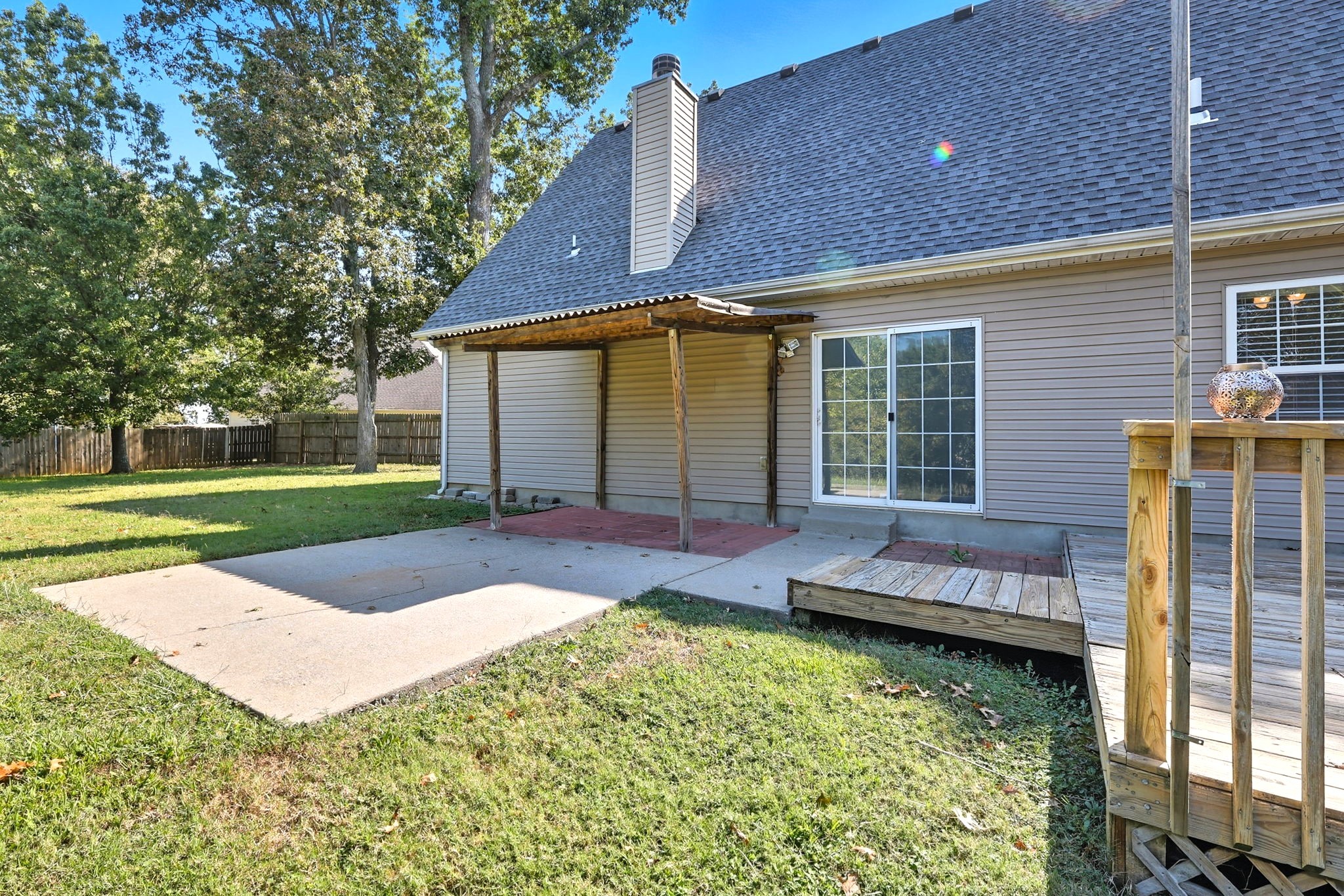 2031 Summit Ln