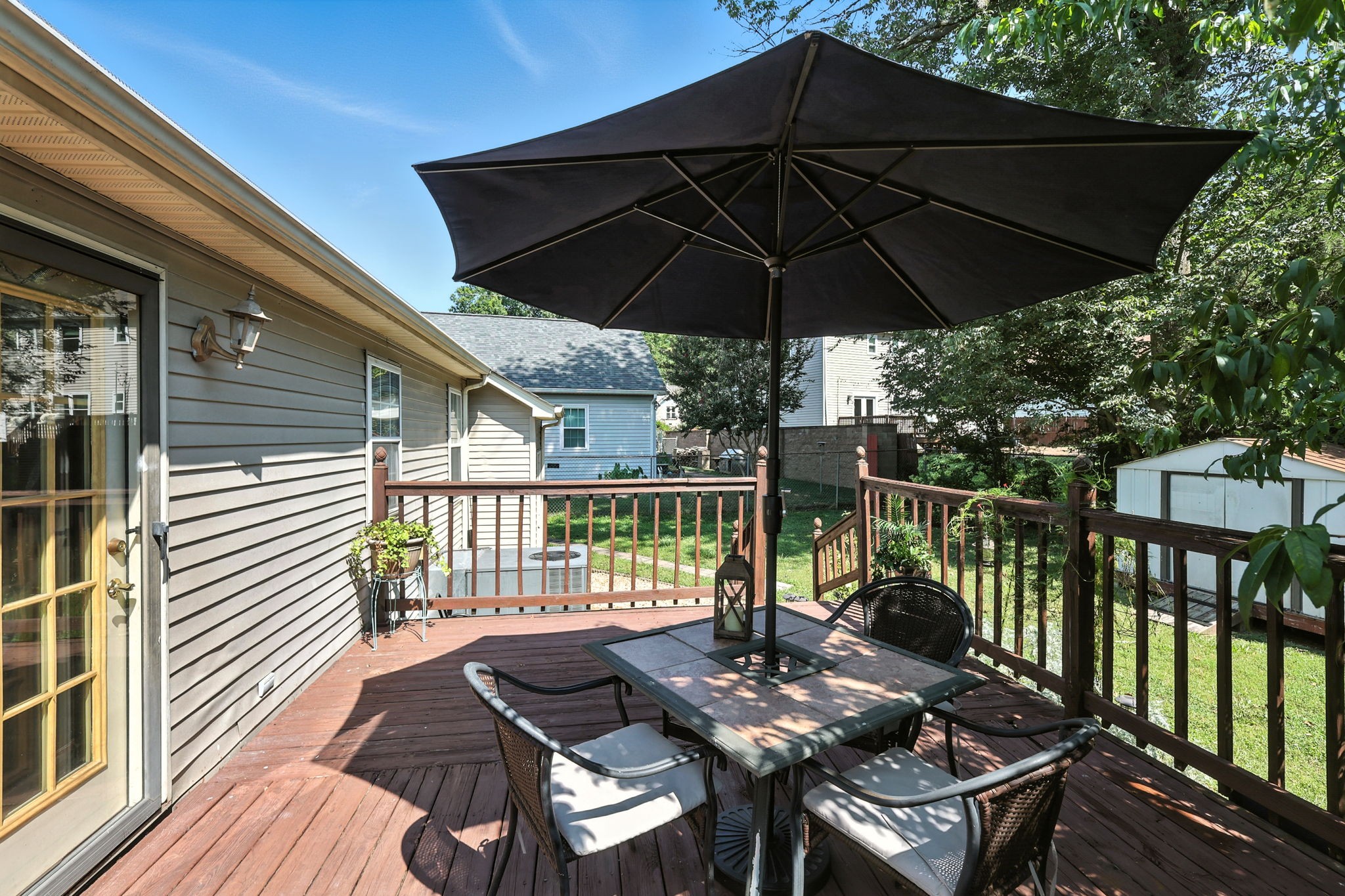 1121 Jacksons Valley Rd