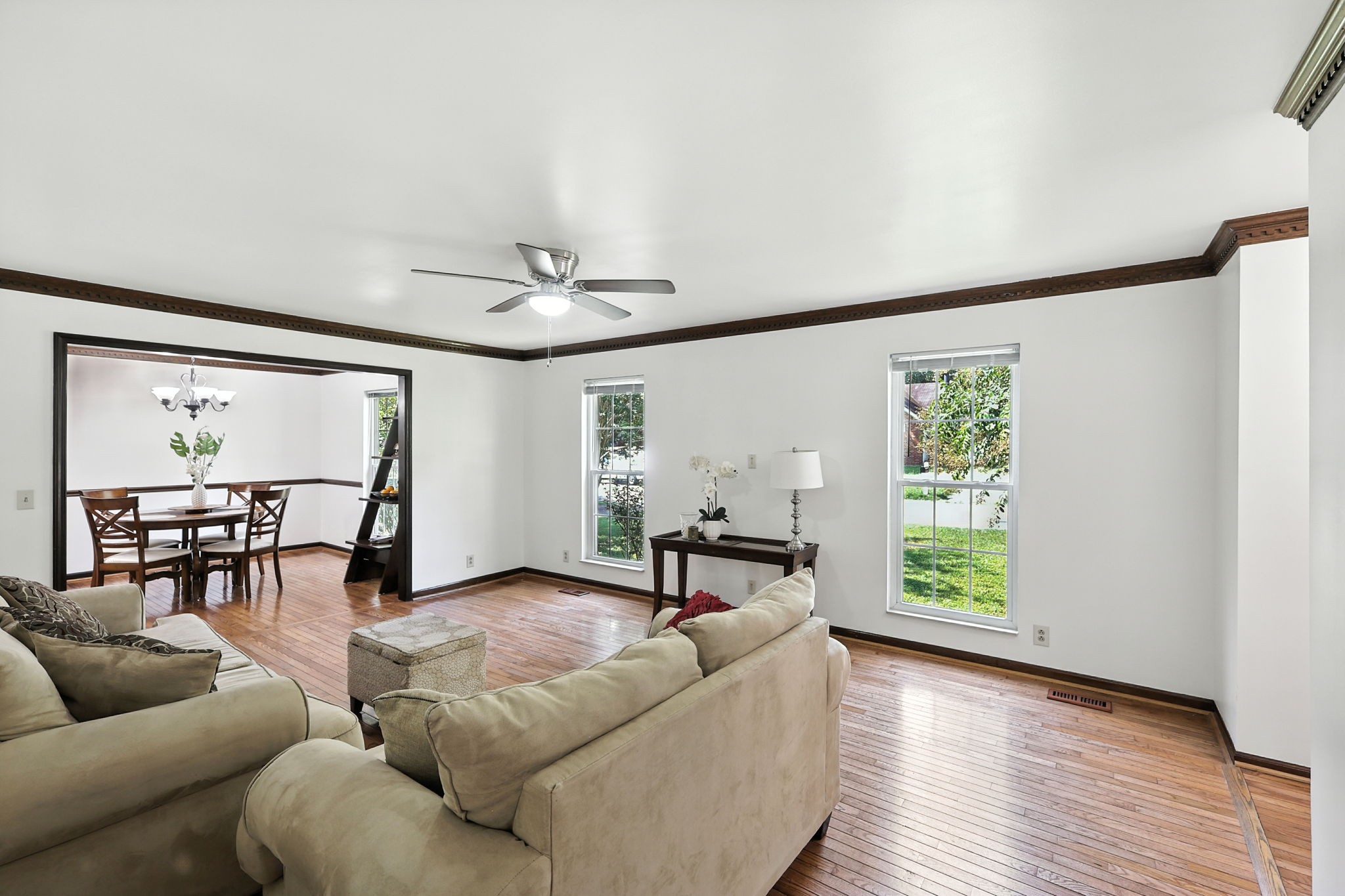 1121 Jacksons Valley Rd