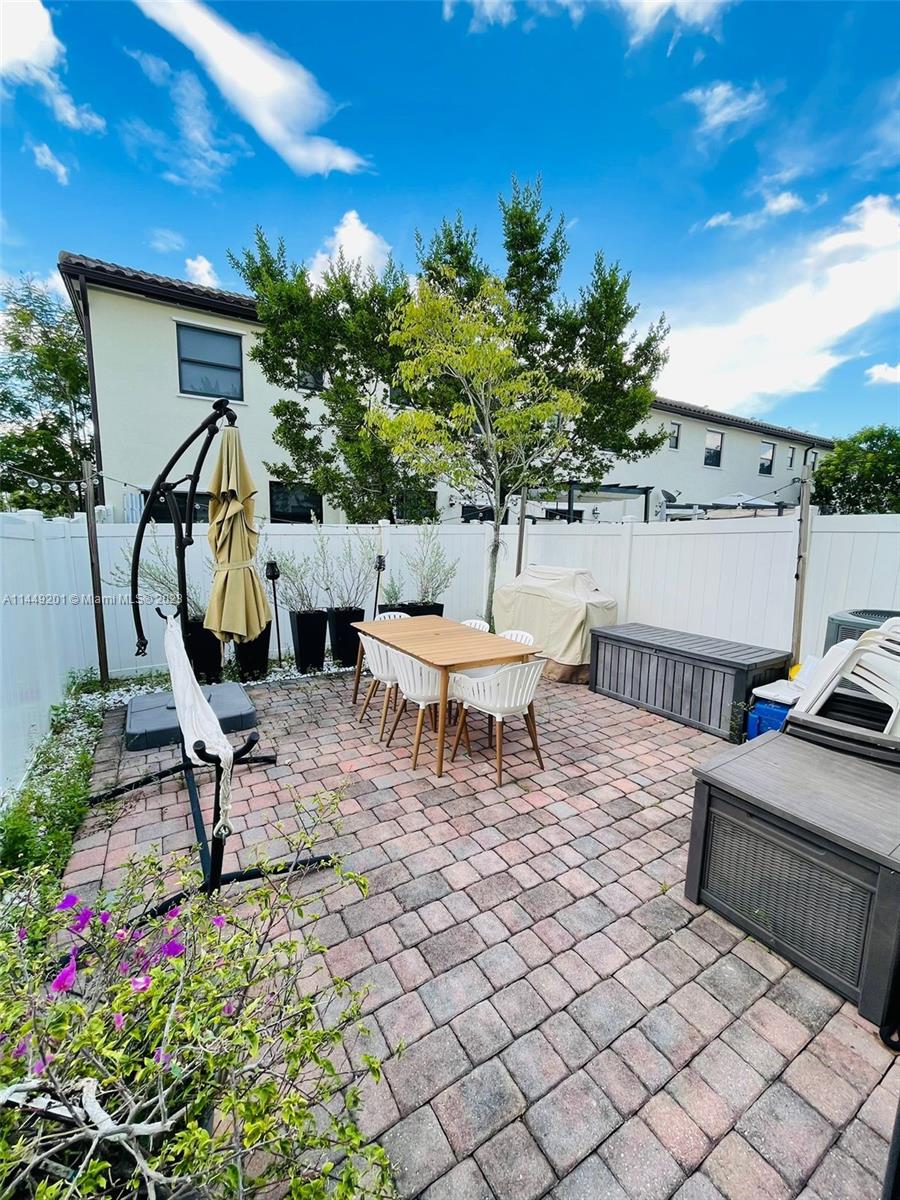 9283 W 34th Ct # 9283