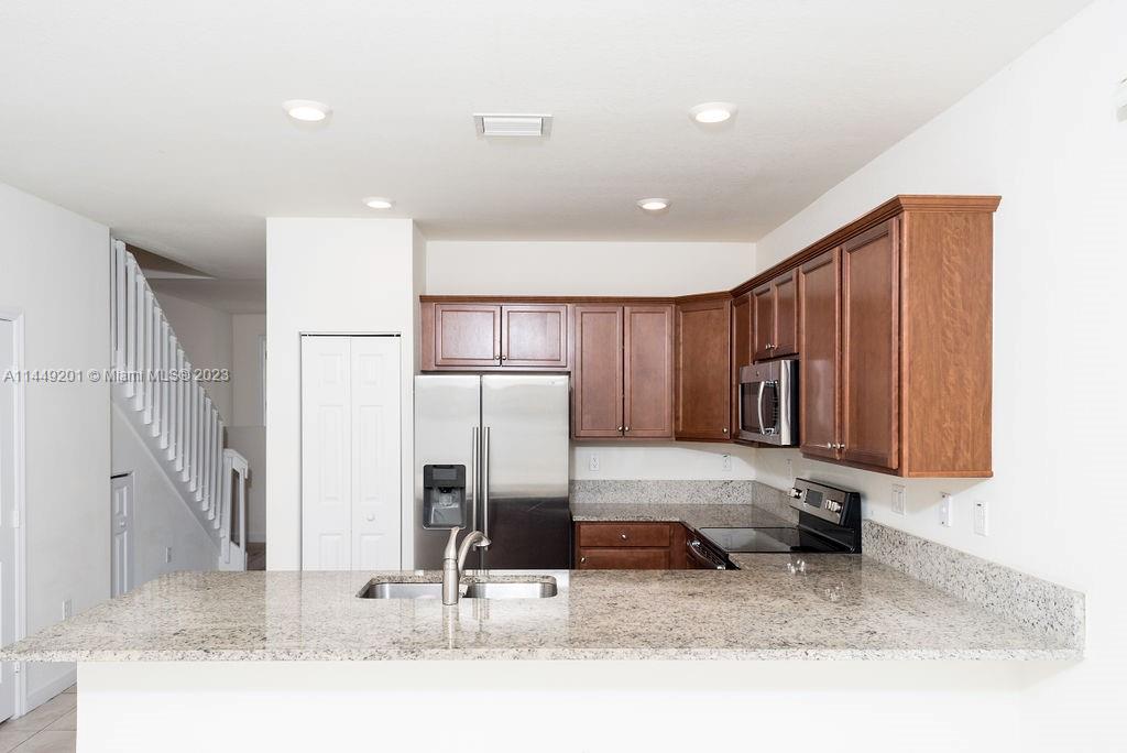 9283 W 34th Ct # 9283