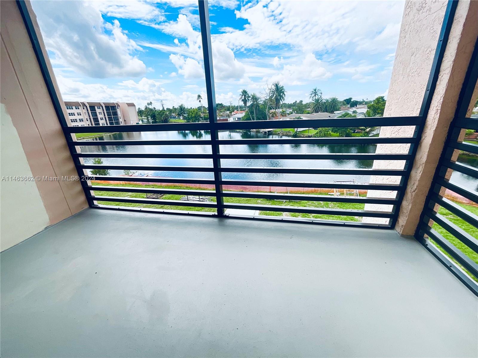 2711 NW 104th Ave # 305