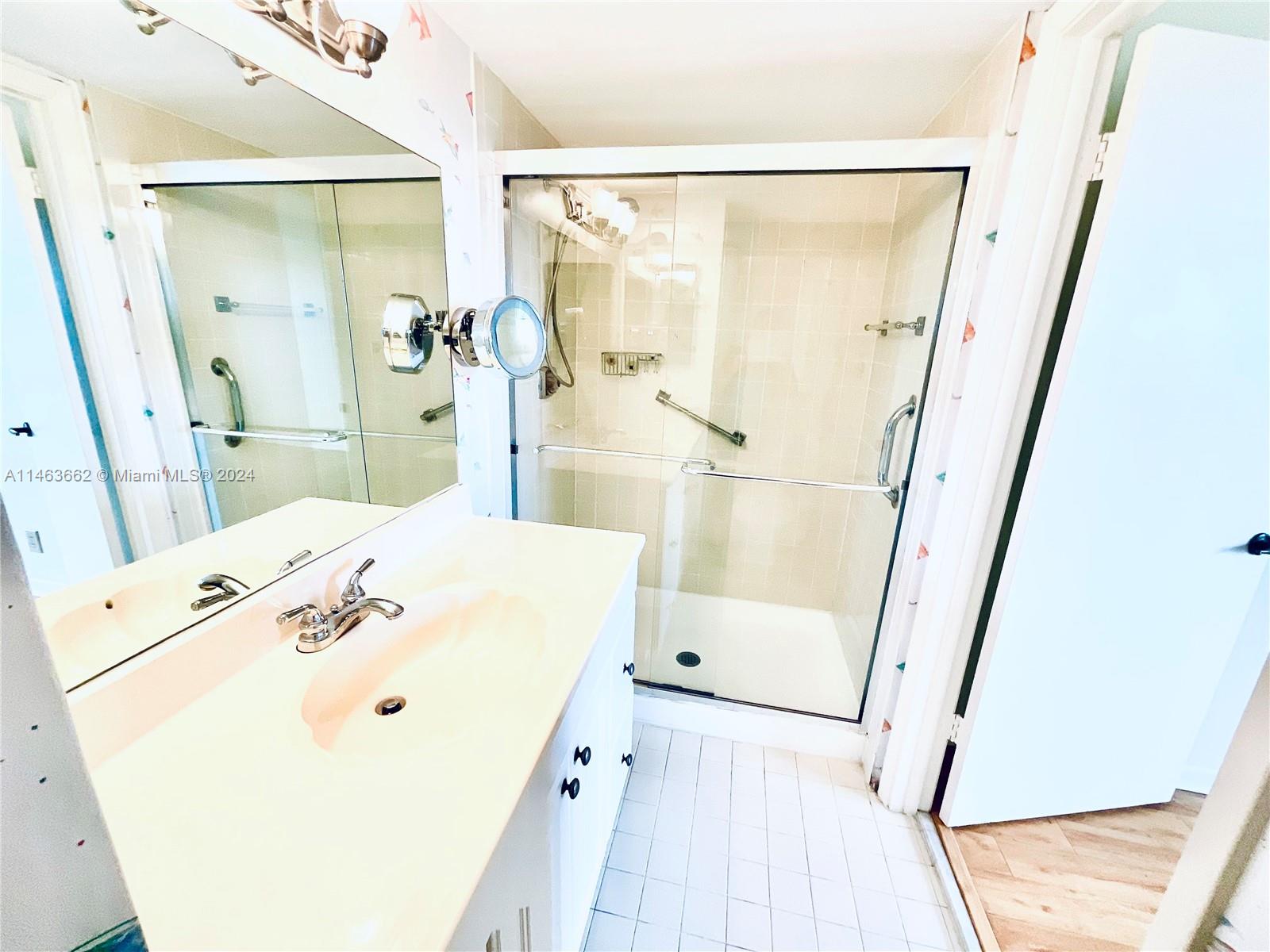 2711 NW 104th Ave # 305