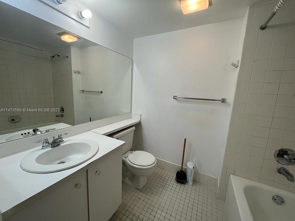 12501 SW 14th St # 205R