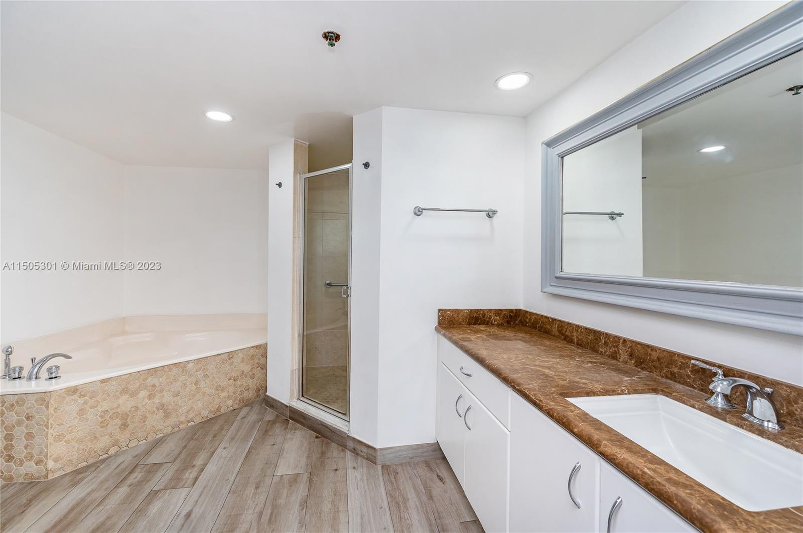 1650 Coral Way # 804