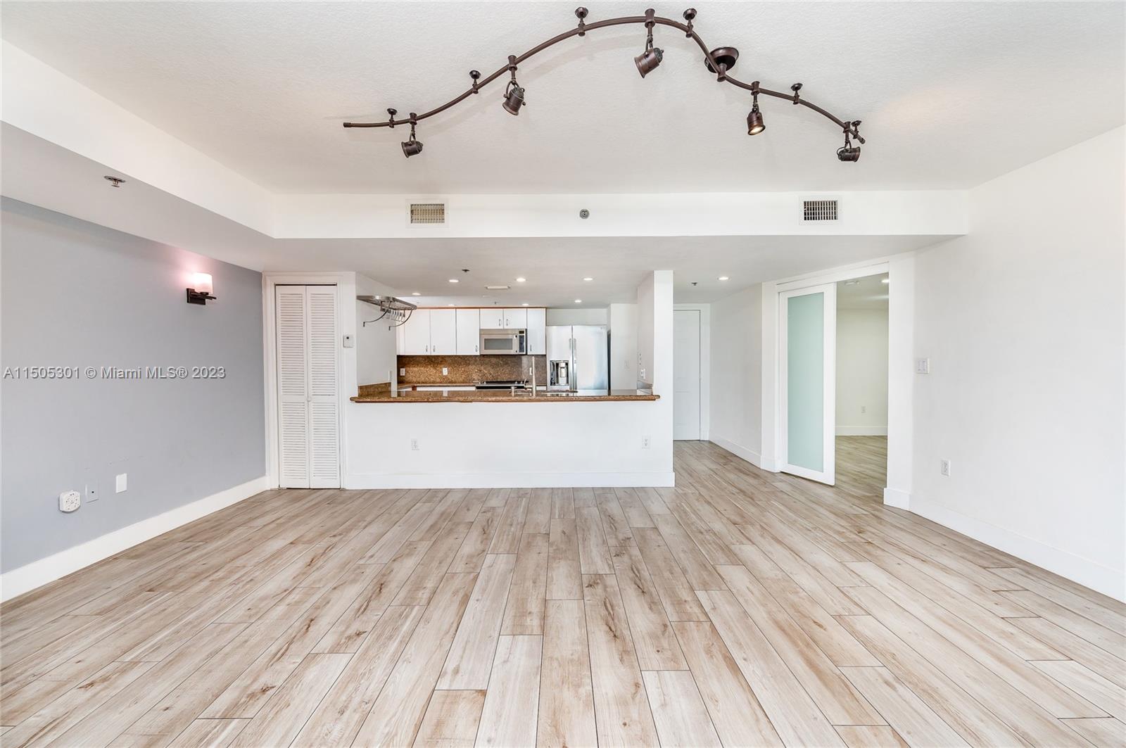 1650 Coral Way # 804