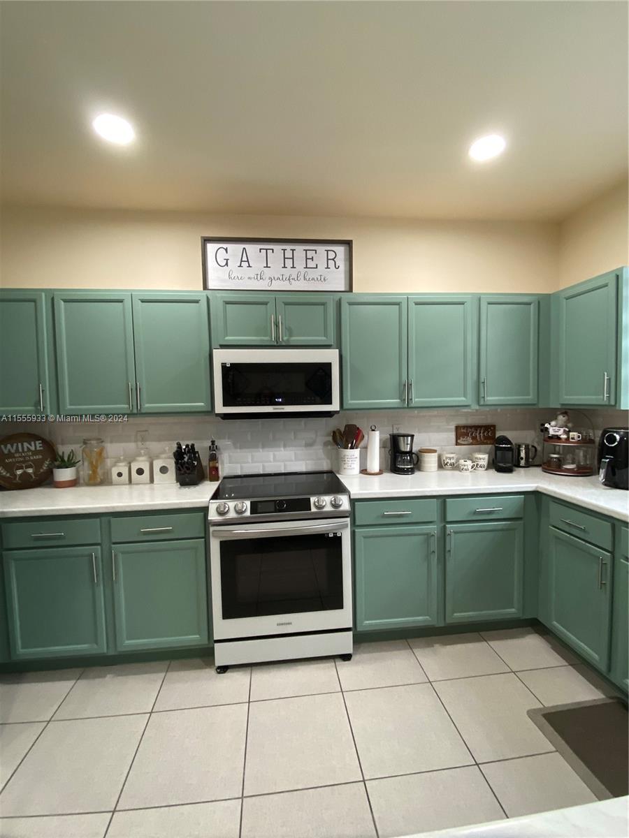 11430 SW 252nd Ter
