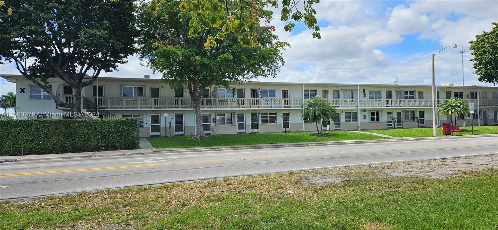 20180 NE 2nd Ave # X19