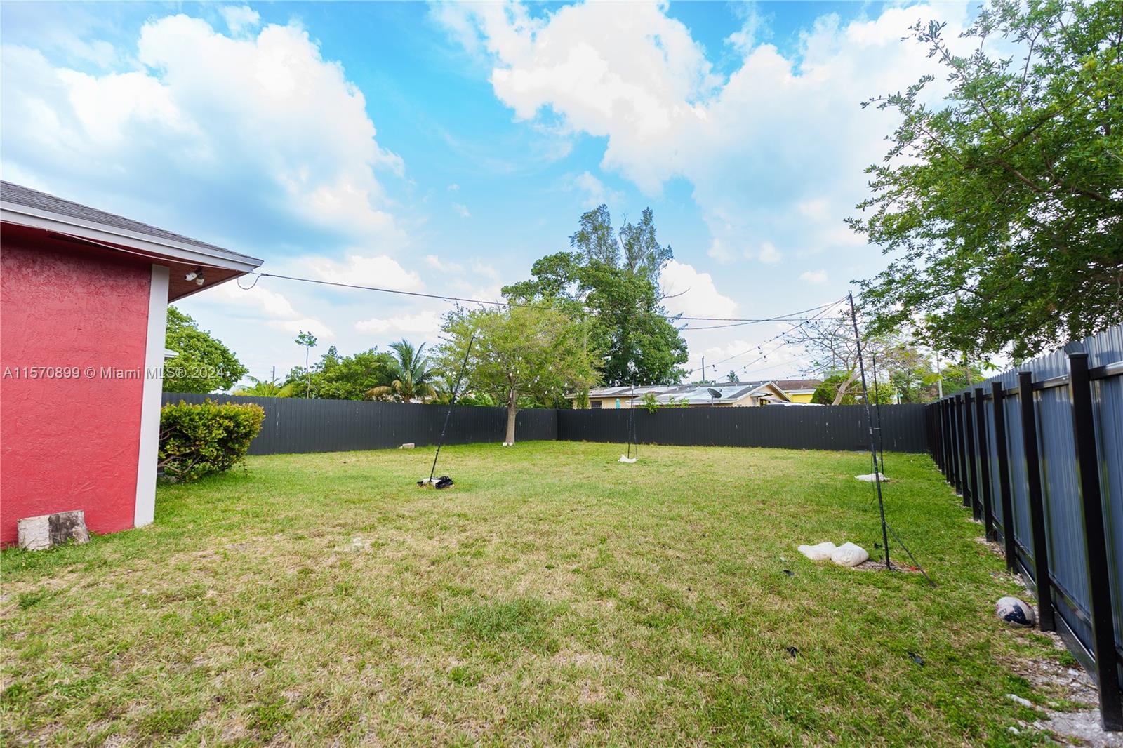 2156 NW 70th St