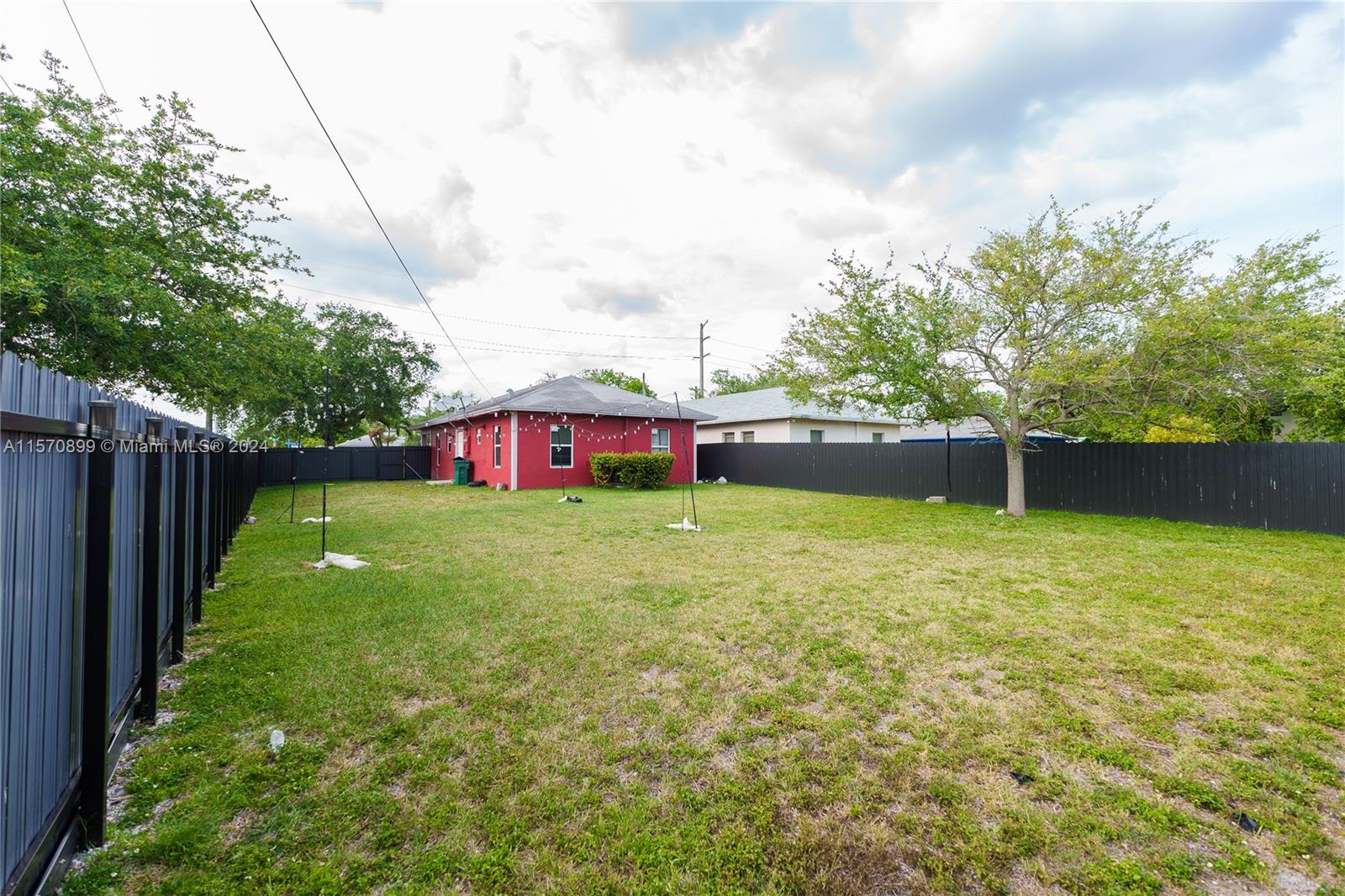 2156 NW 70th St