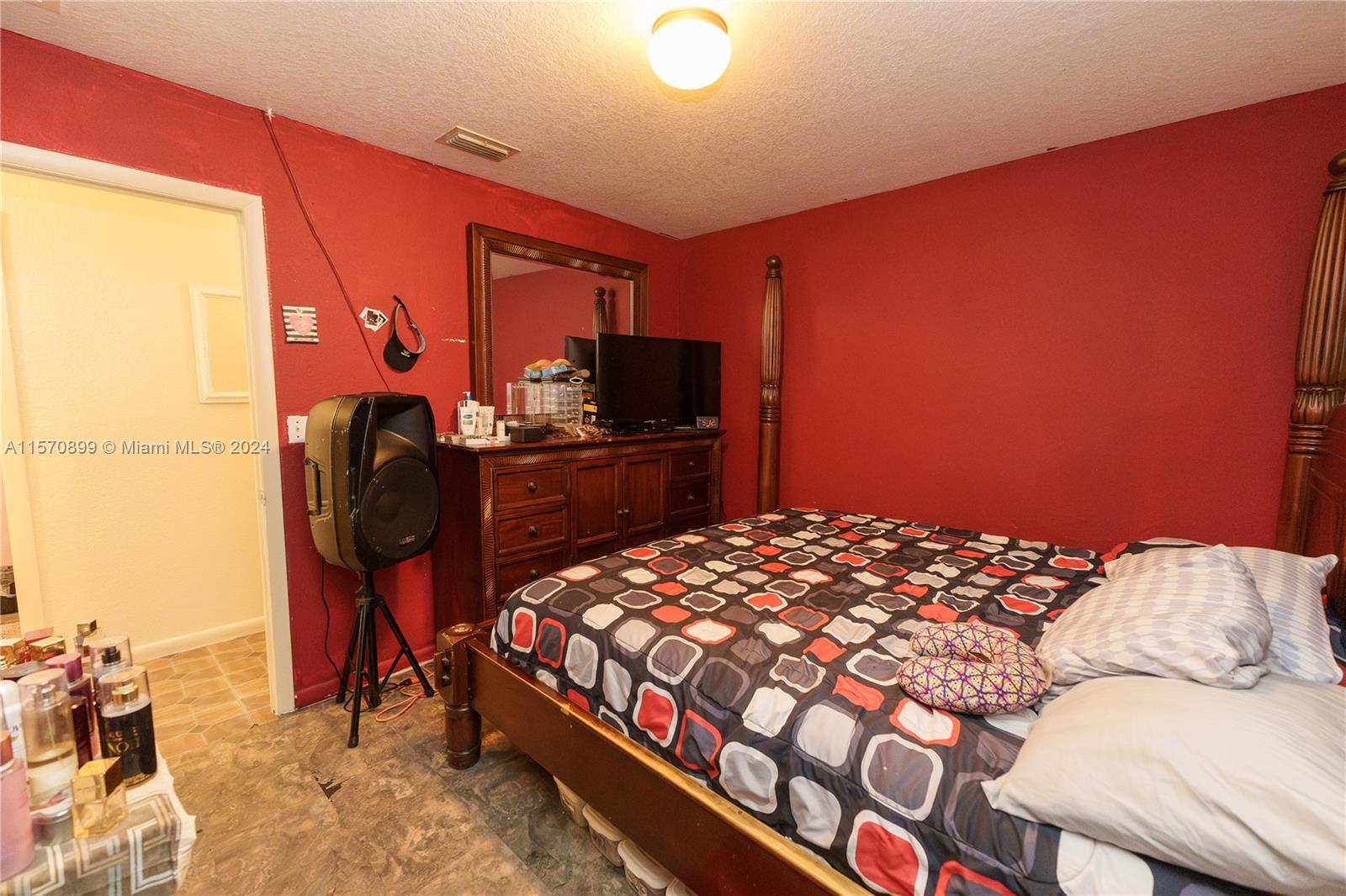 2156 NW 70th St