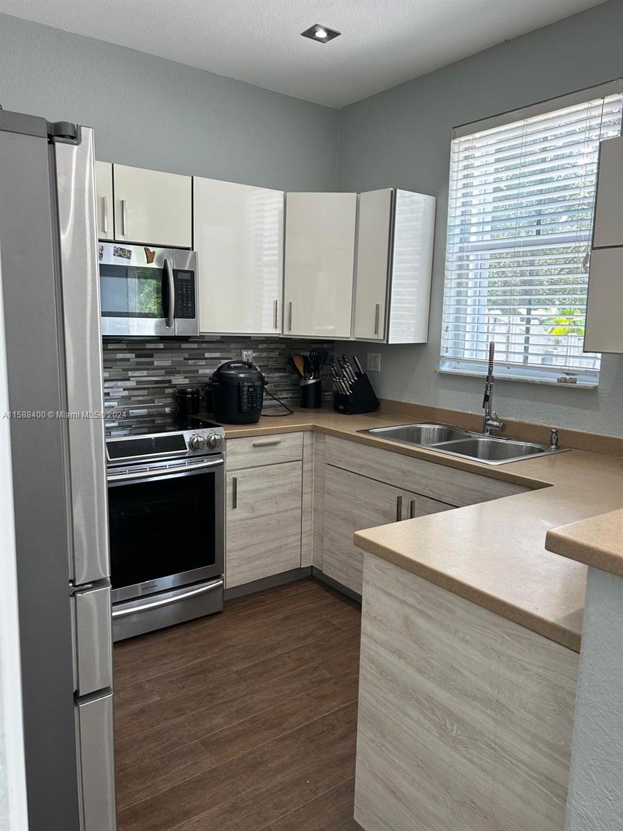 10778 NW 78th Terr # 0 Unit: #0