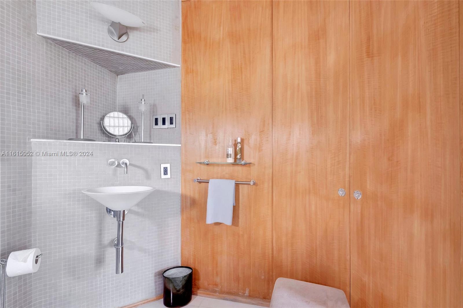 1218 Drexel Ave # 202