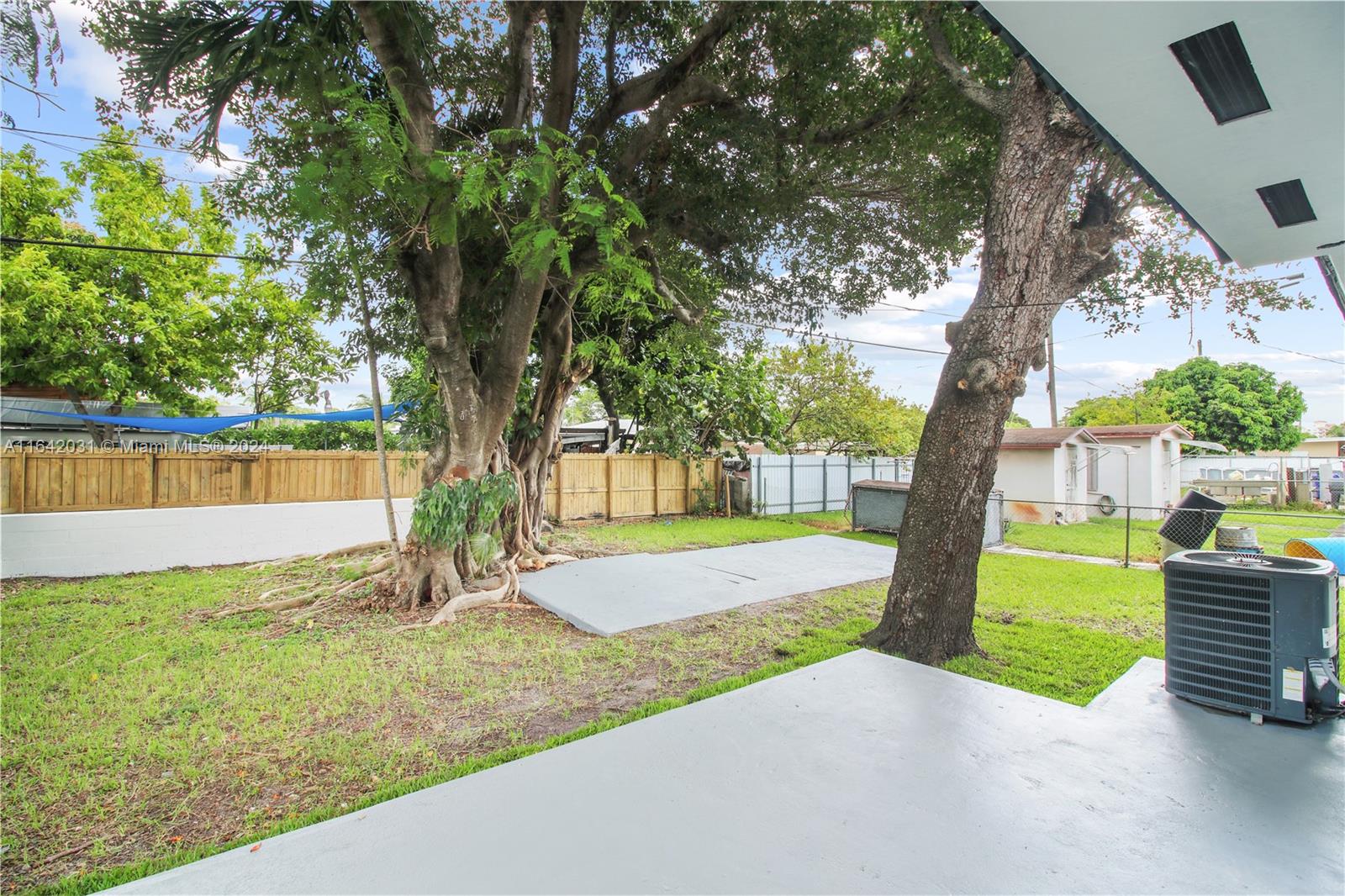 3161 NW 17th St
