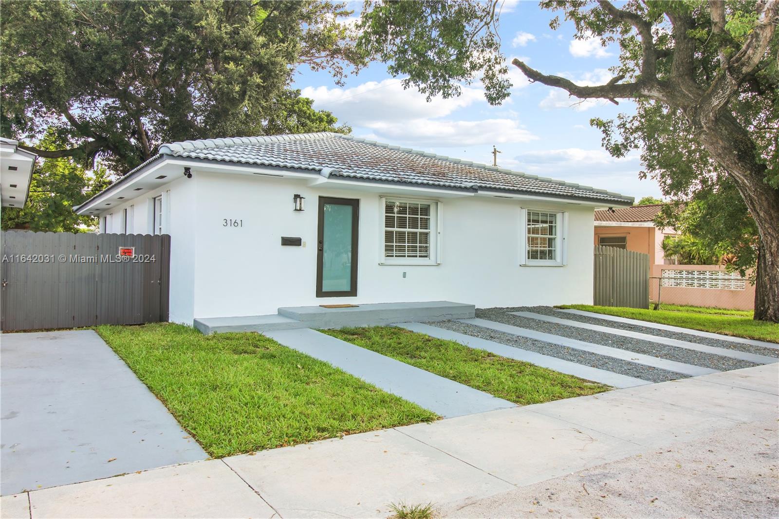 3161 NW 17th St