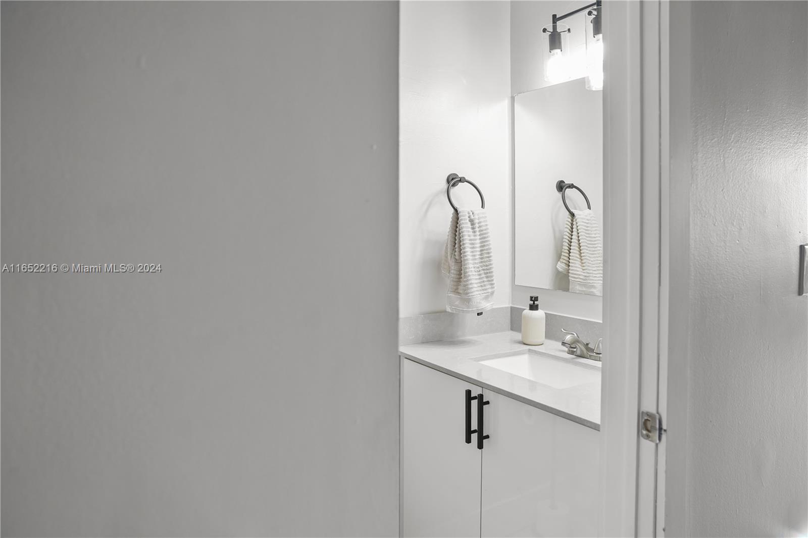 6206 SW 136th Ct # 107 Unit: A-107