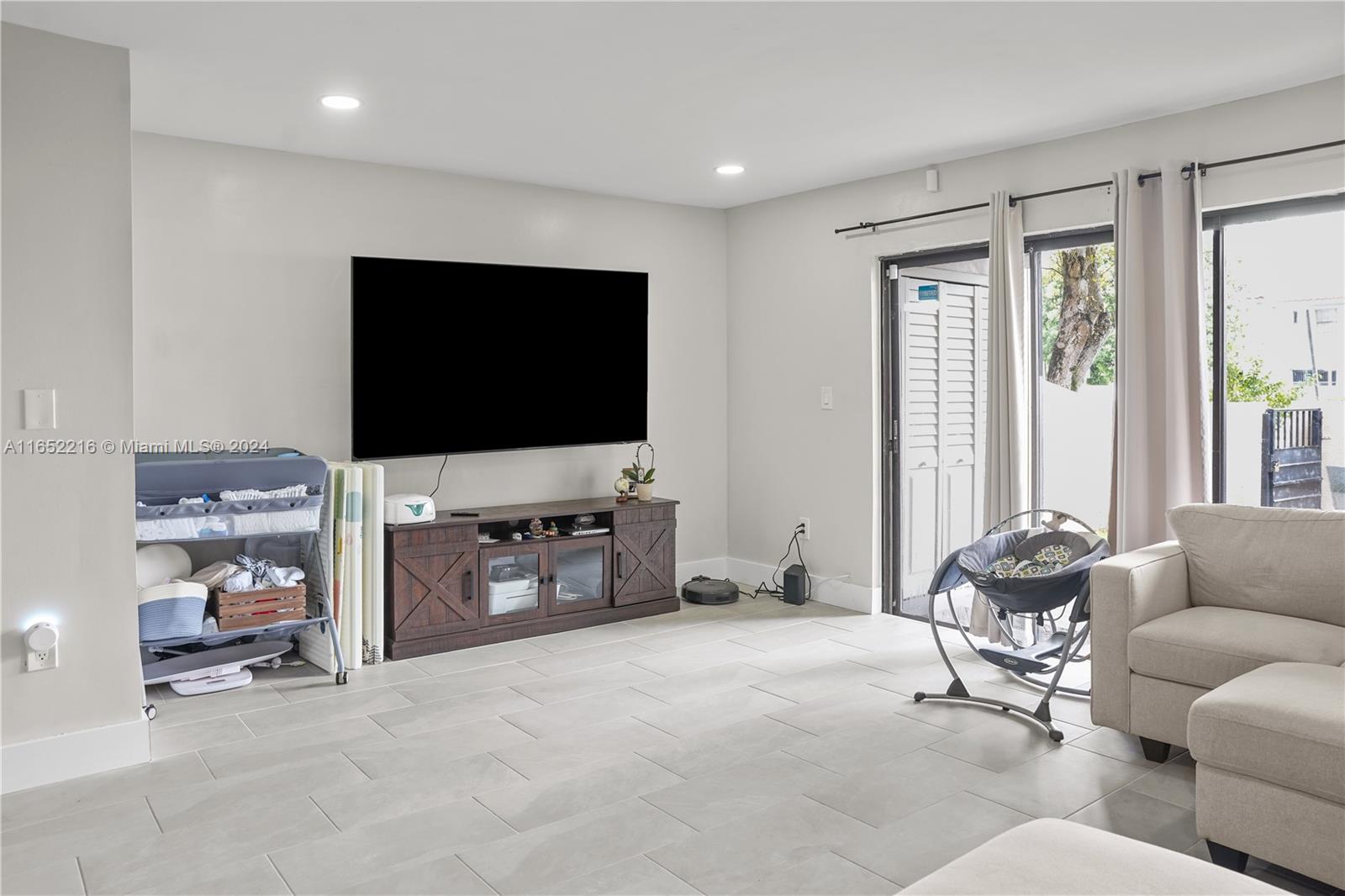 6206 SW 136th Ct # 107 Unit: A-107