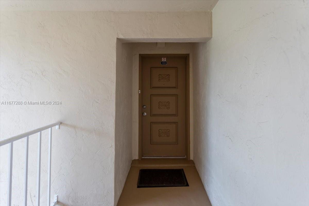 7785 SW 86th St # 424 Unit: E-424