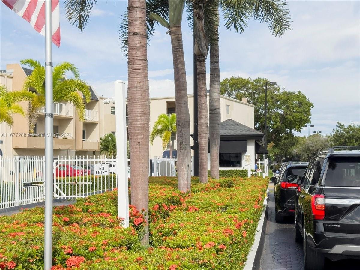 7785 SW 86th St # 424 Unit: E-424