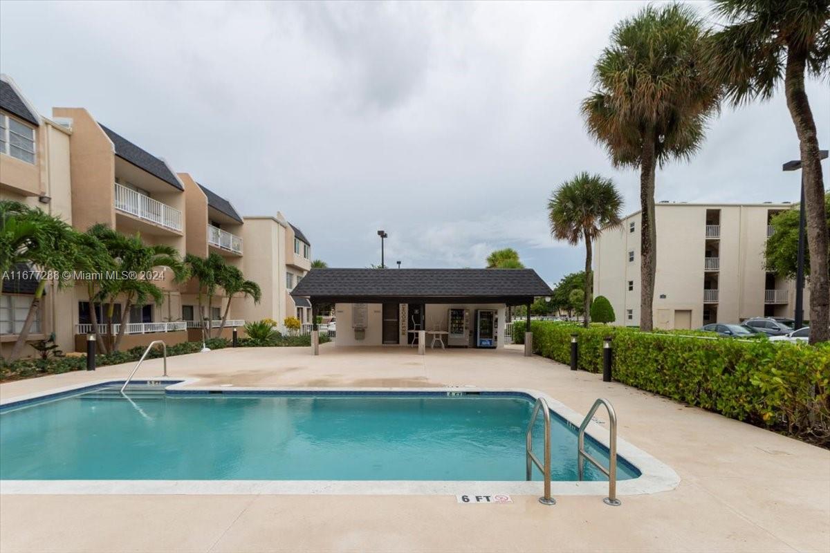 7785 SW 86th St # 424 Unit: E-424