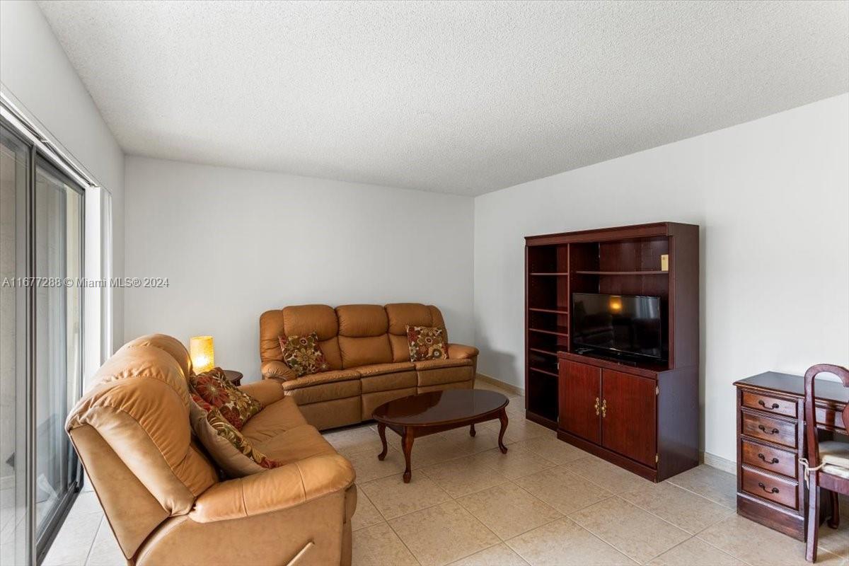 7785 SW 86th St # 424 Unit: E-424