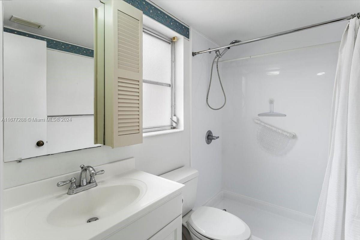 7785 SW 86th St # 424 Unit: E-424