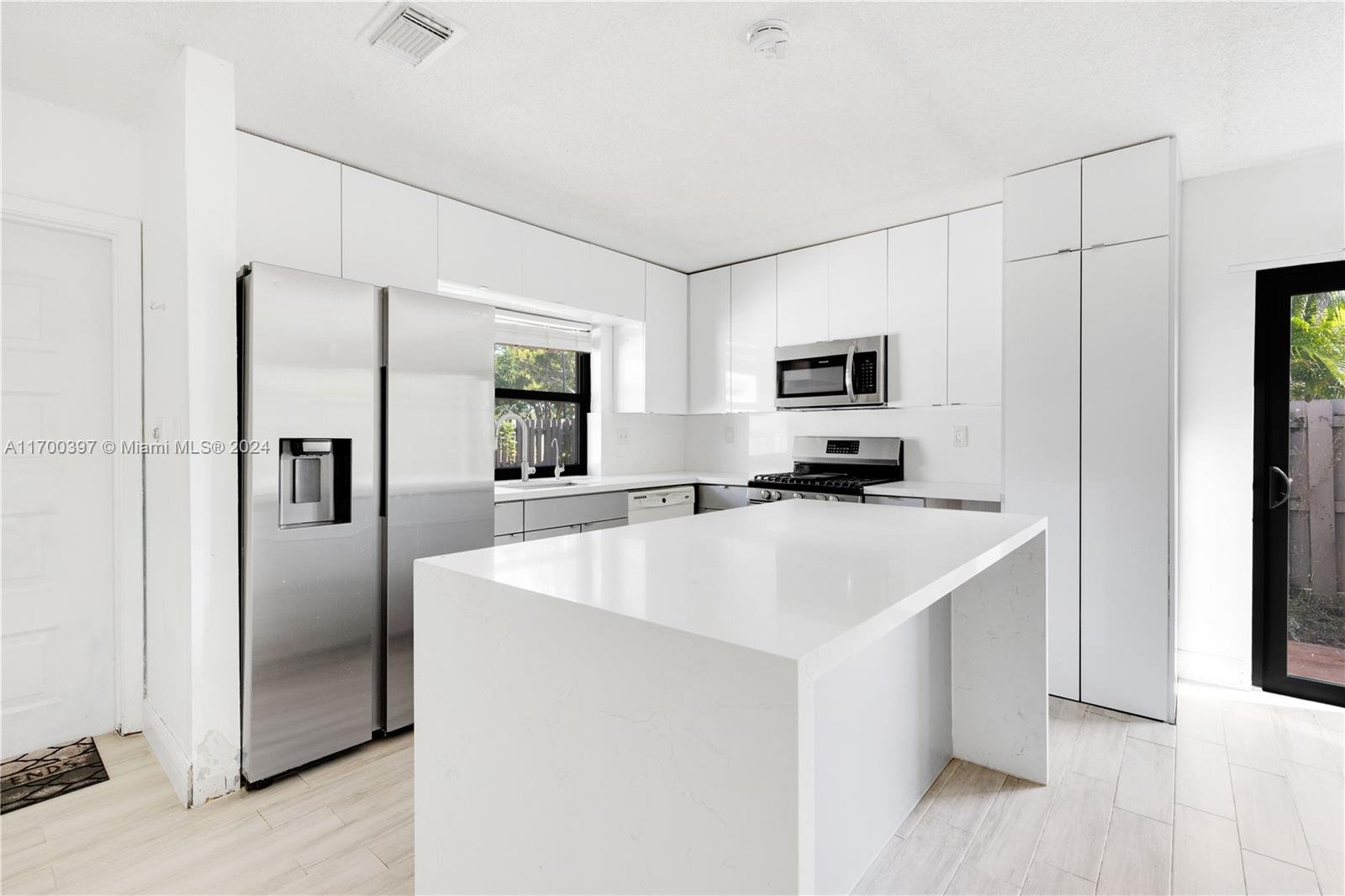 11230 SW 104th St # 11230