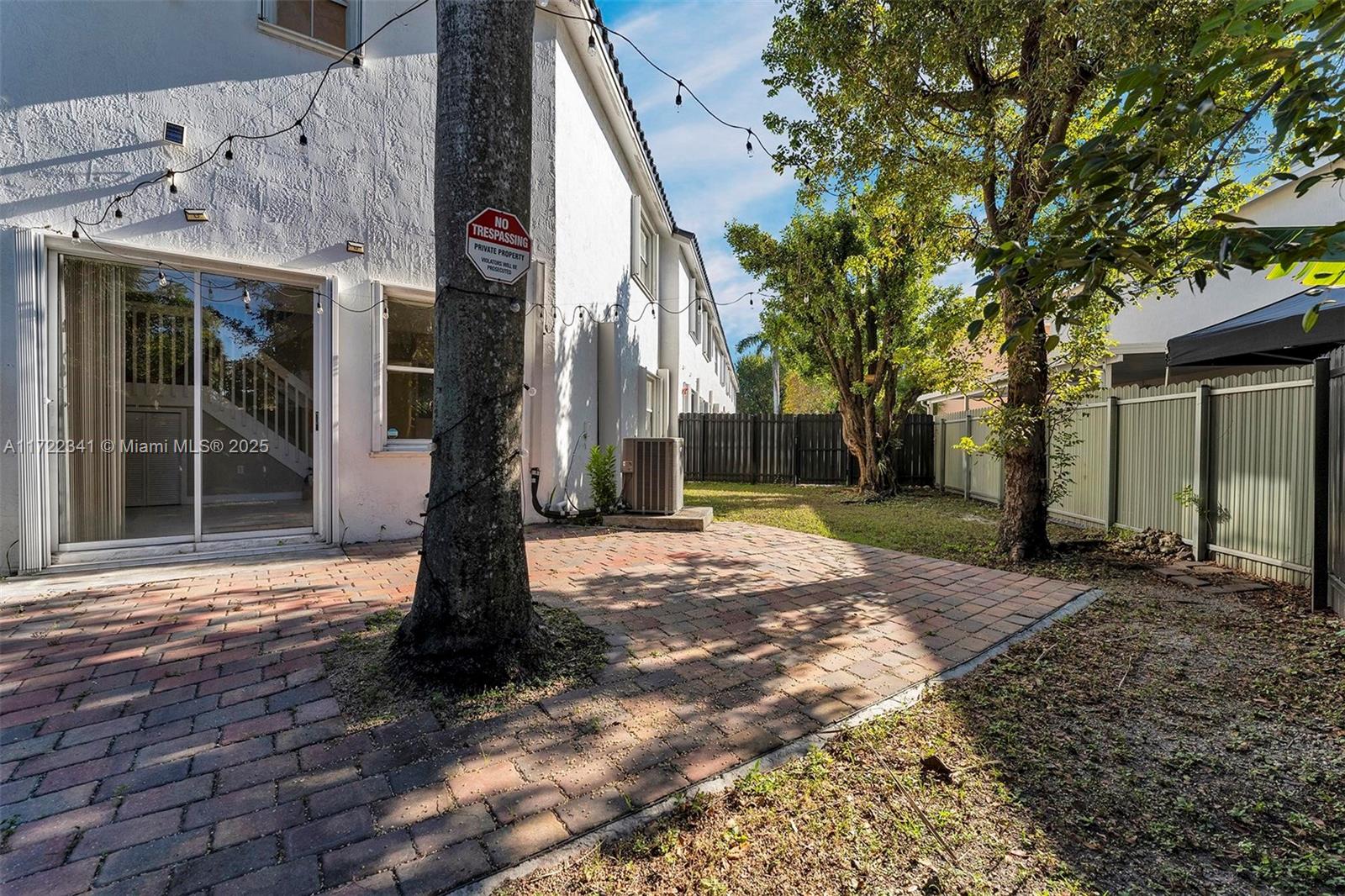 5470 NW 107th Ave # 808