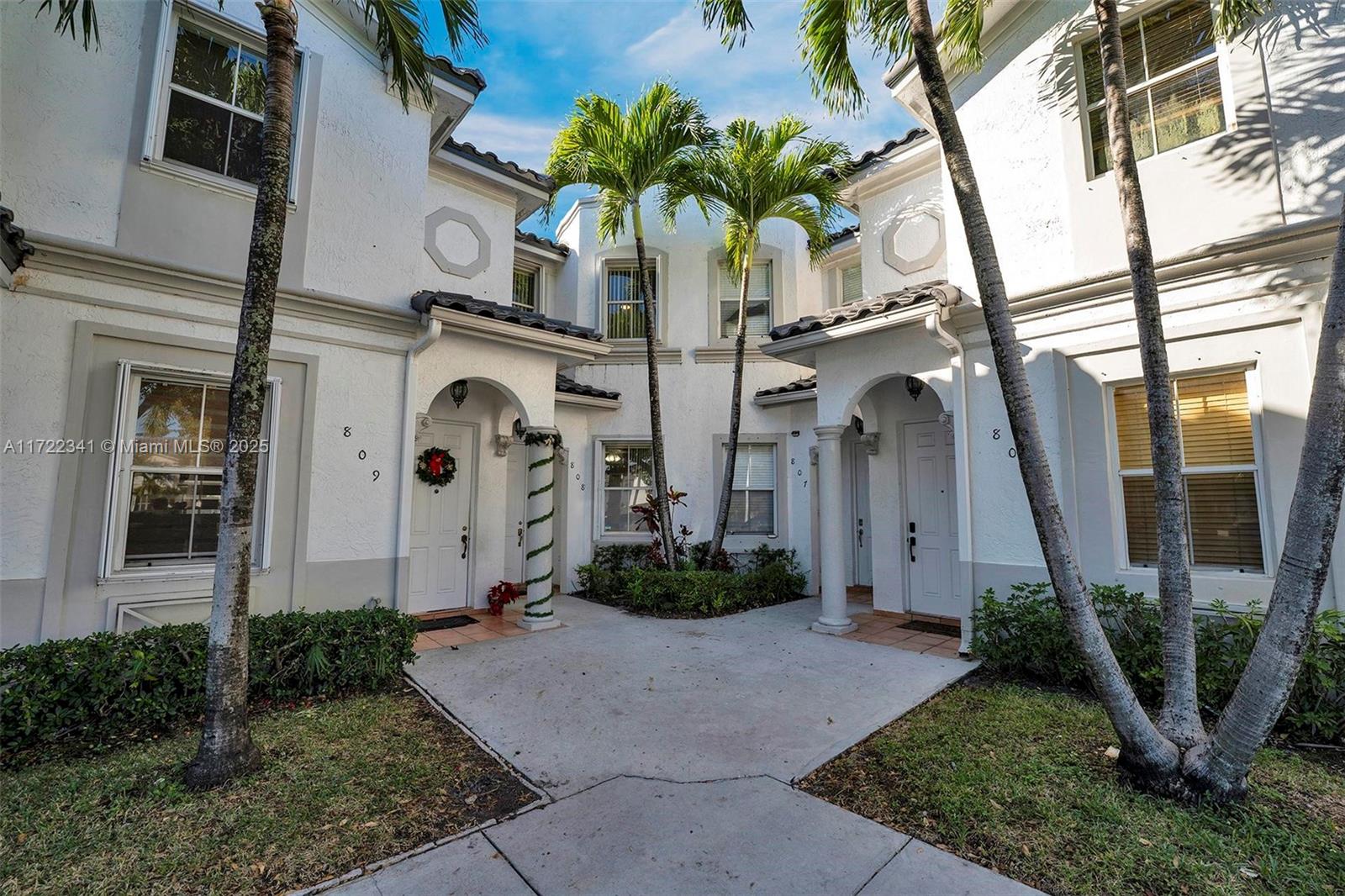 5470 NW 107th Ave # 808